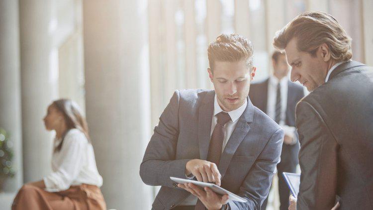 All About PMP Certification Course: What, How Long Valid, required PDUs, Earning, skills